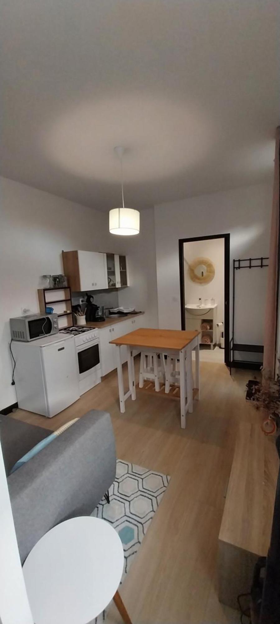 Independant Apartment *